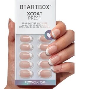 New BTARTBOX XCOAT Press French Tip Press-On Nails - Nude Pink
New
30 nails
